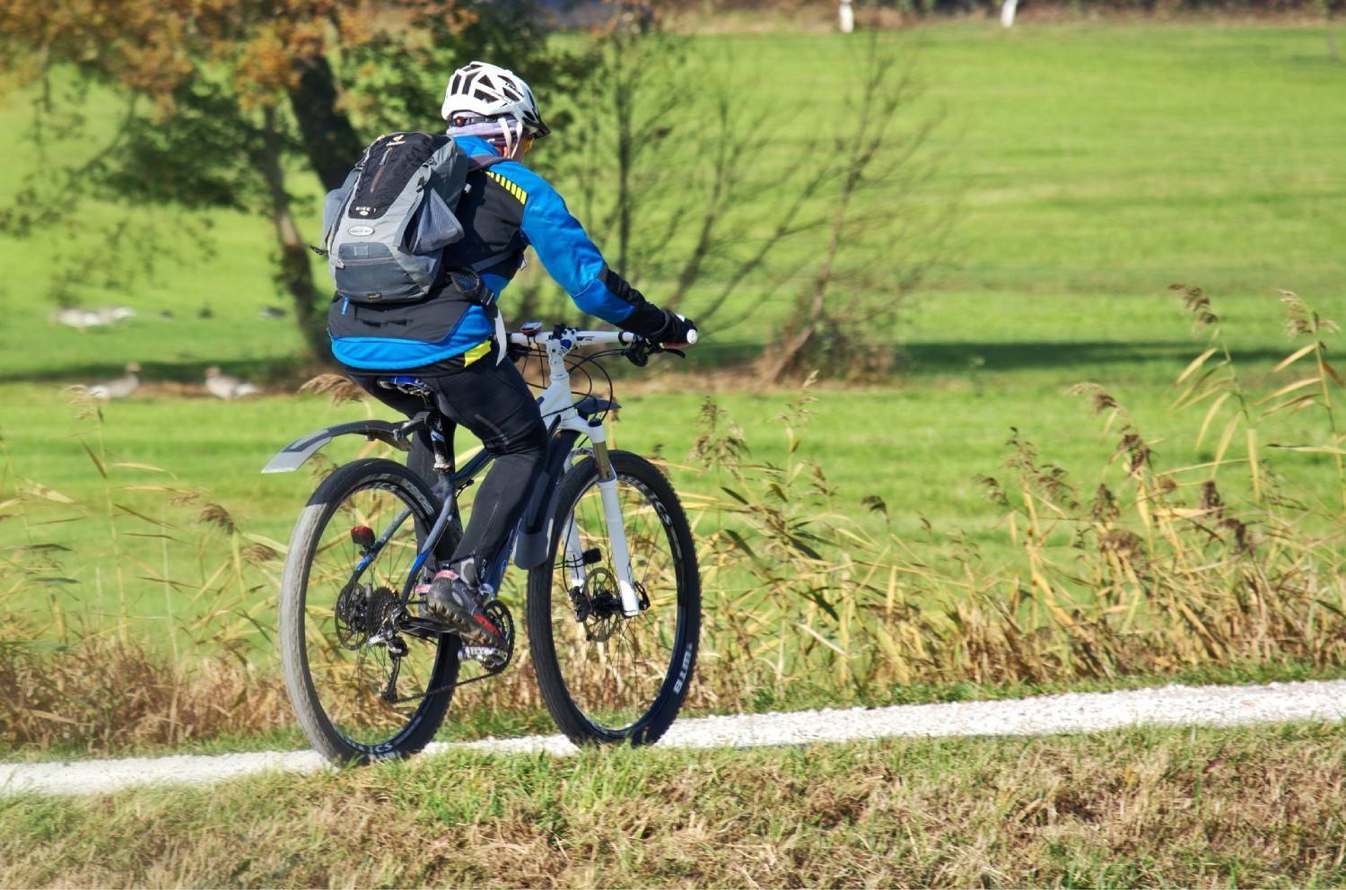 Eurovélo 3 : réservez votre hébergement | Hôtel Cottages de France, Saint-Mard